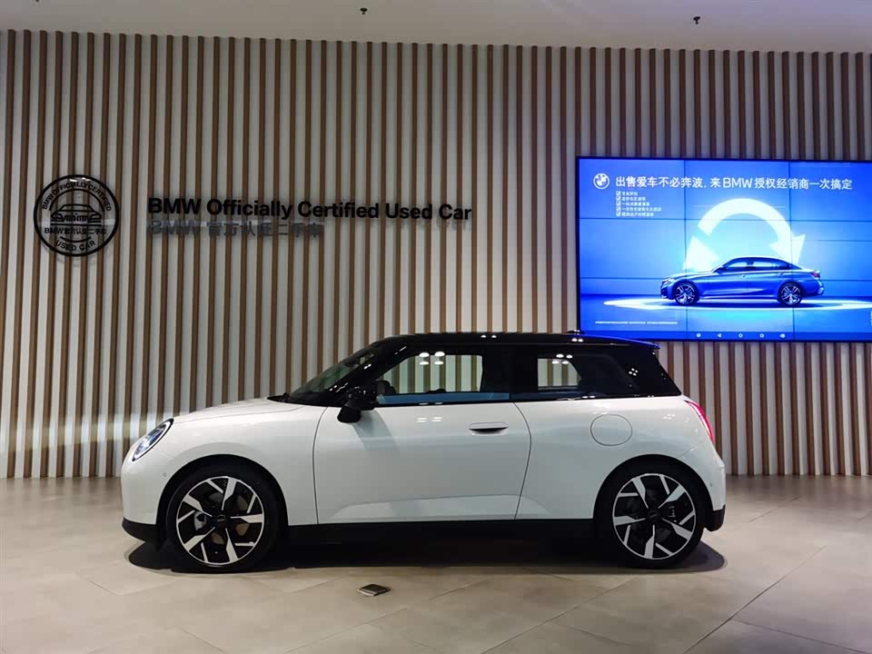 MINI Electric COOPER