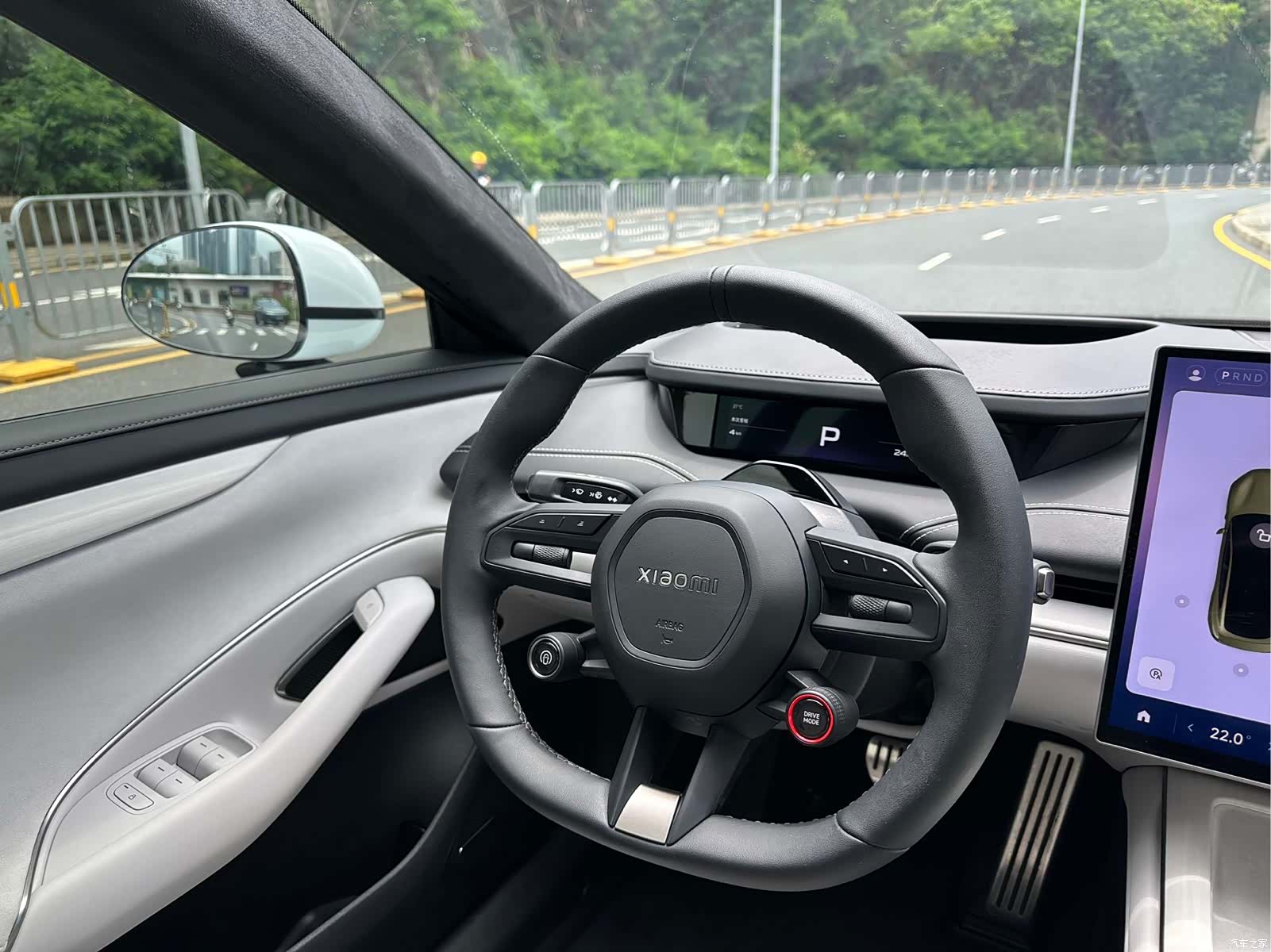 Xiaomi SU7, 2024 10