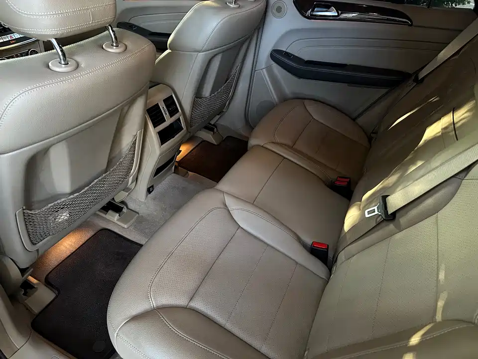 Mercedes-Benz M class