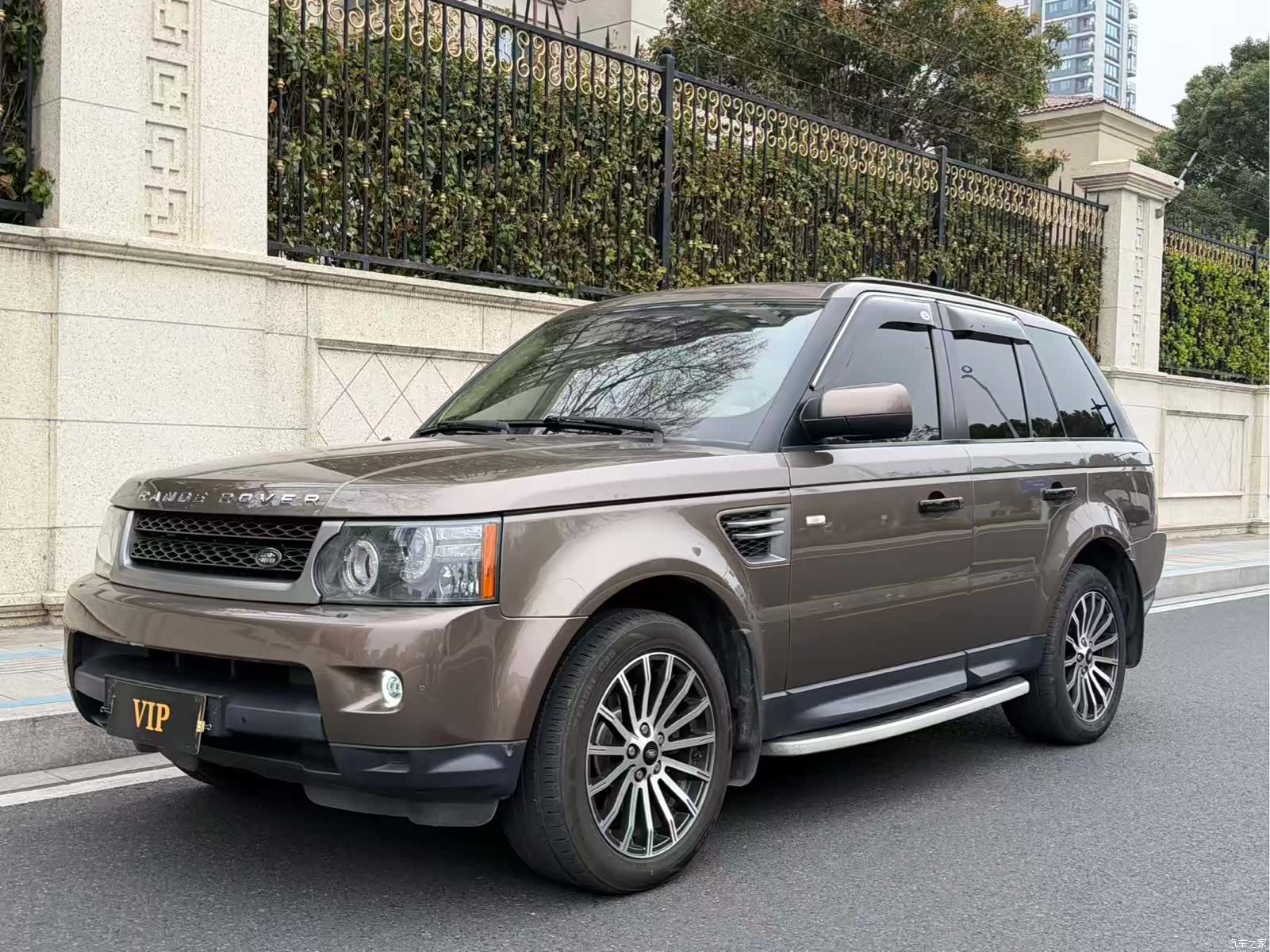 Land Rover Range Rover, 2011 1