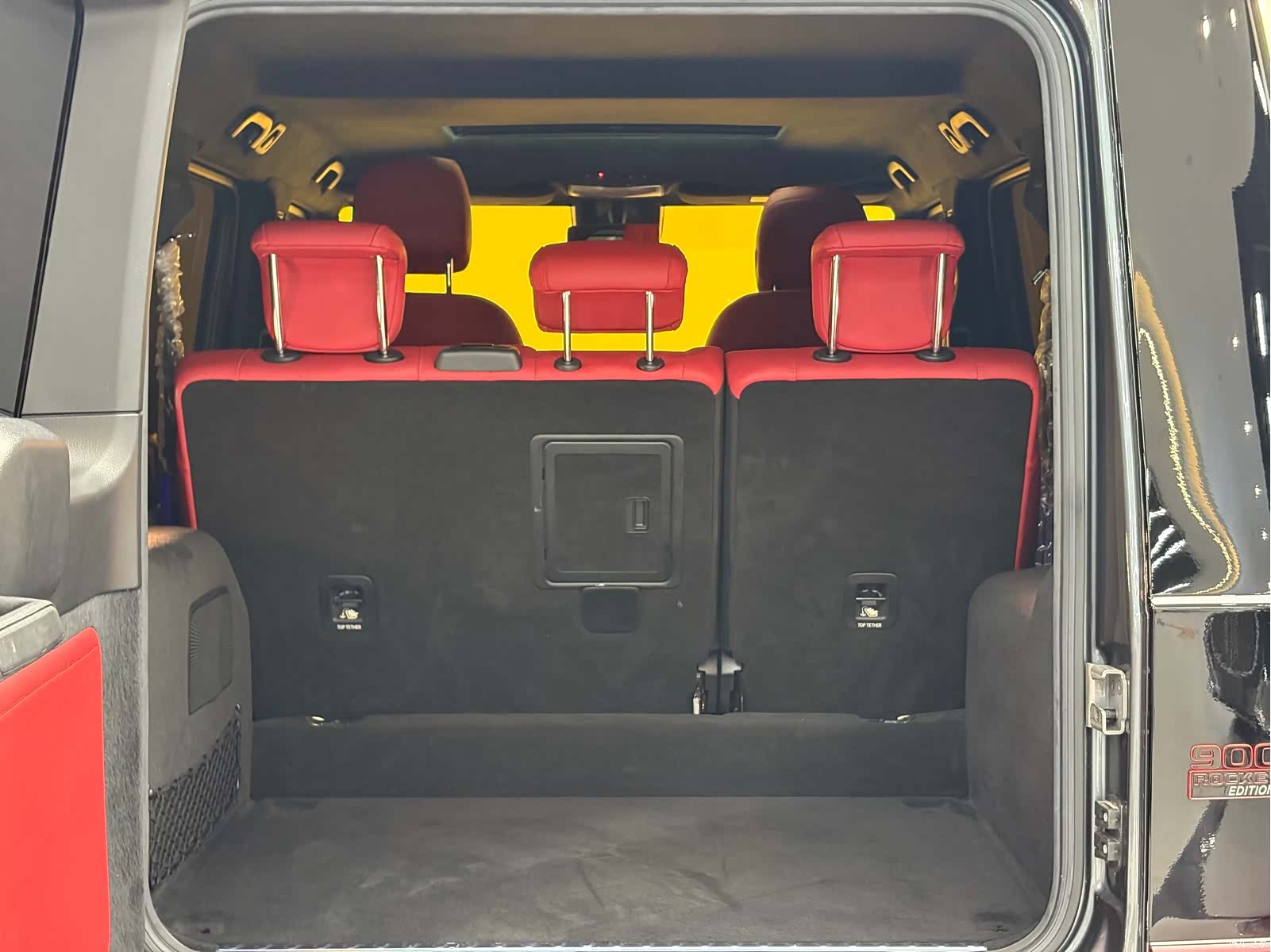 Mercedes-Benz G-Class, 2021 24