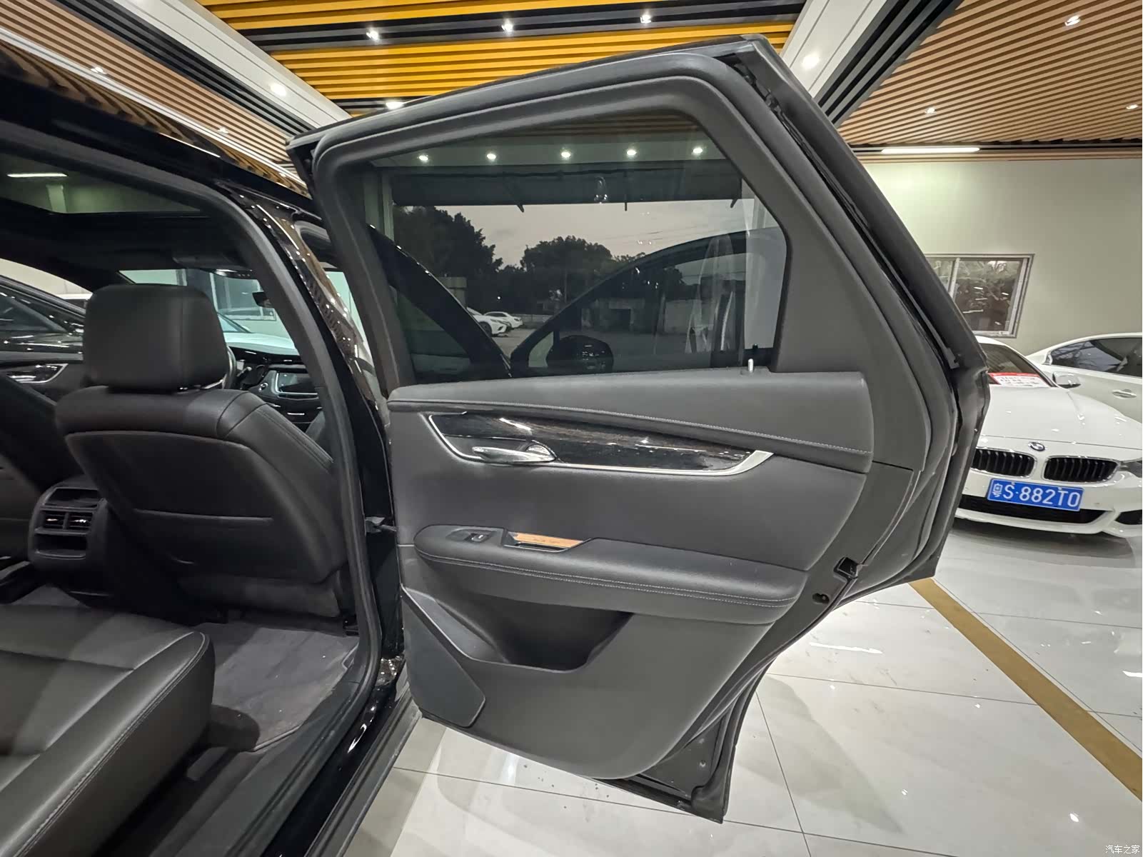 Cadillac XT5, 2022 24