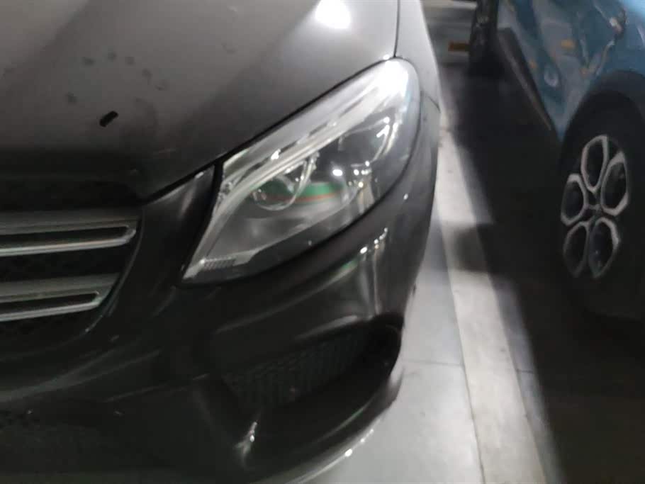 Mercedes-Benz GLE Mercedes-Benz GLE