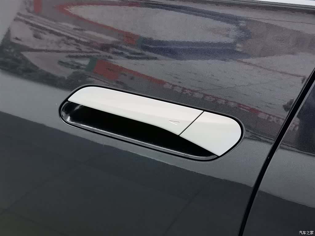 Volkswagen ID.6, 2022 18