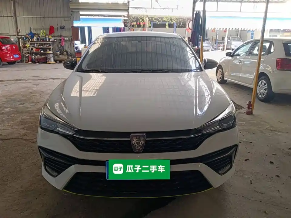Roewe i5