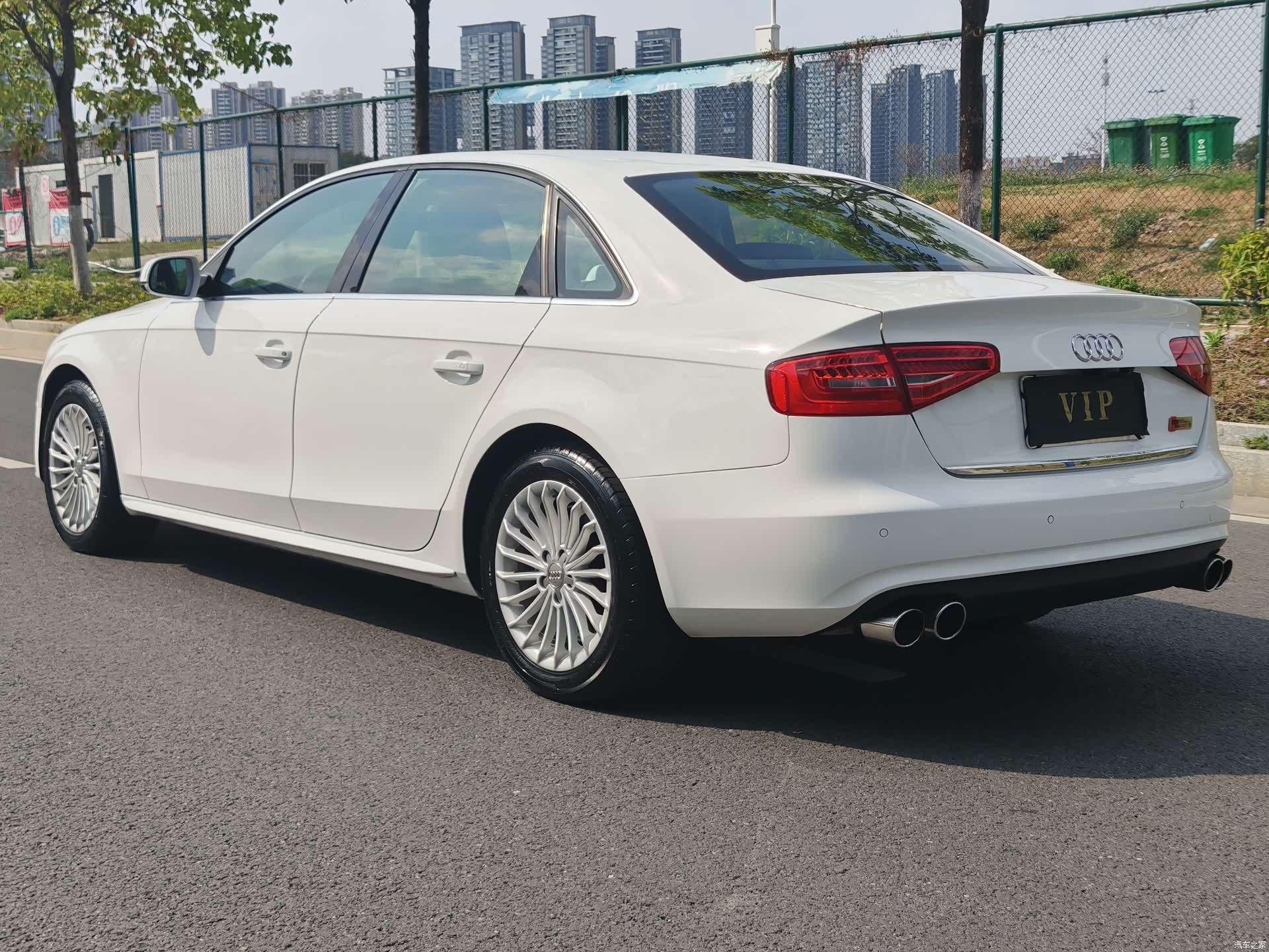 Audi A4L, 2015 12