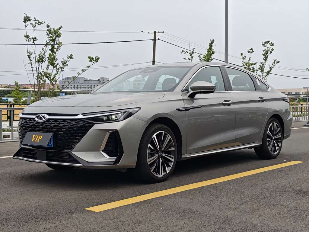 Chery Arrizo 8