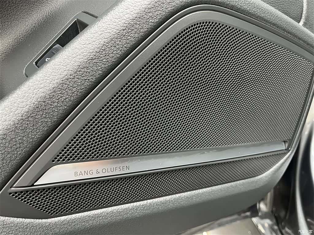 Audi A6L, 2020 12