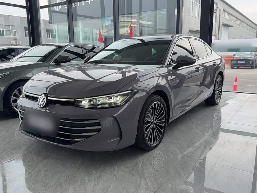 Volkswagen Passat 2024, фото 5