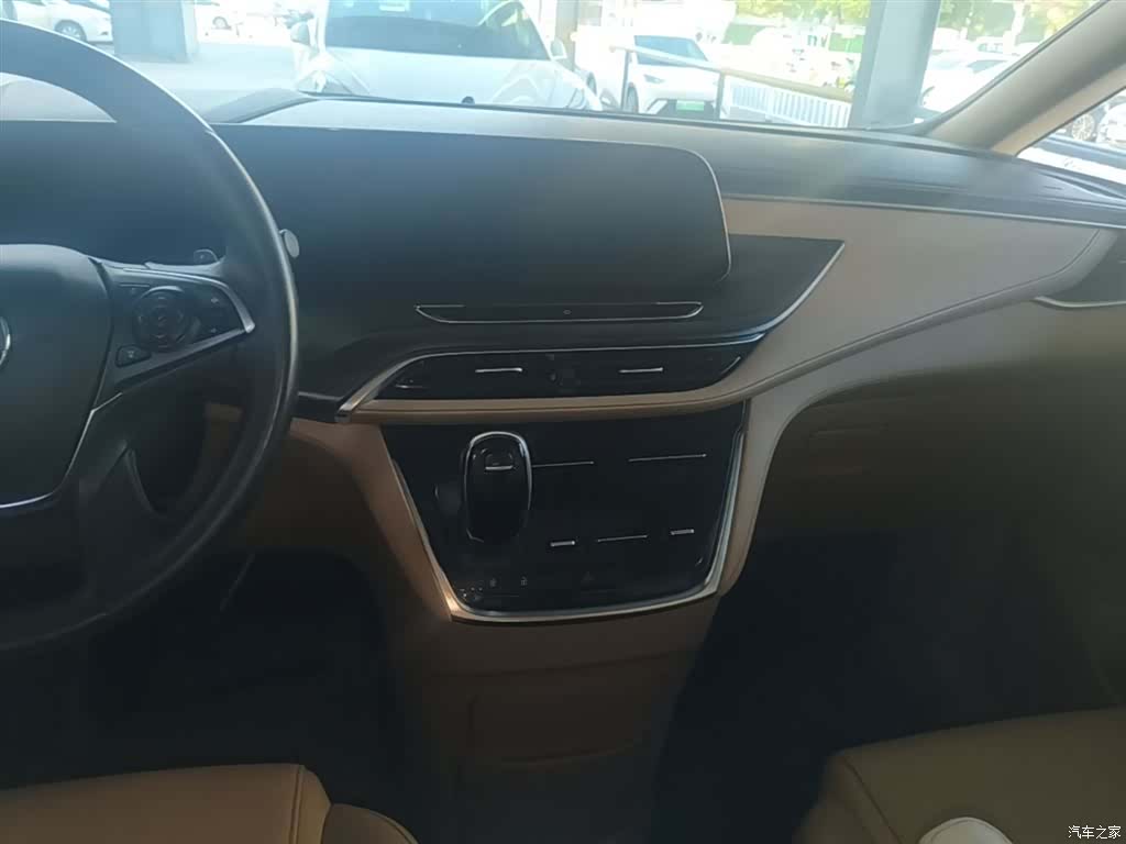 Buick GL8, 2021 13