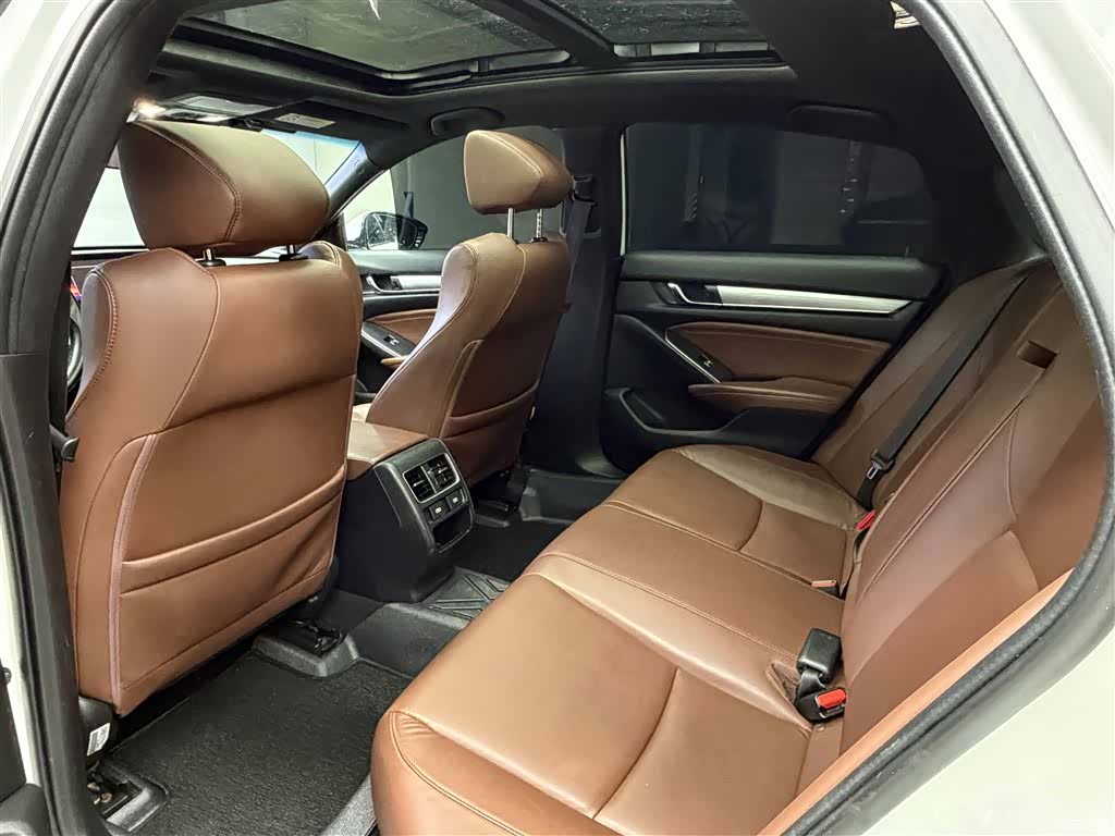 Honda Inspire, 2022 6
