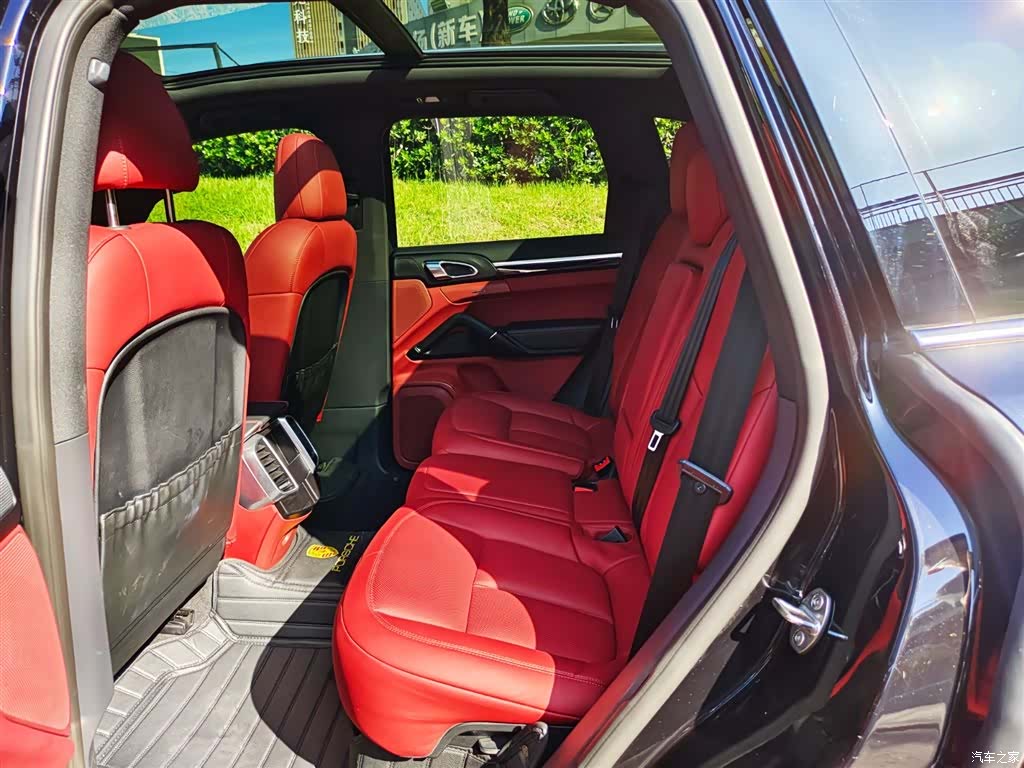 Porsche Cayenne, 2017 9