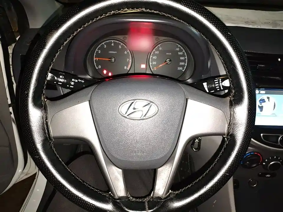 Hyundai Rena