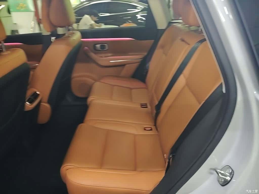 Leapmotor C10, 2024 17