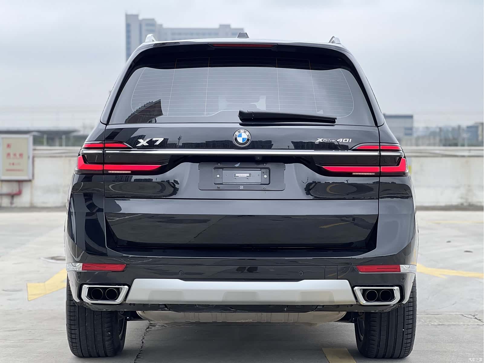 BMW X7, 2024 9