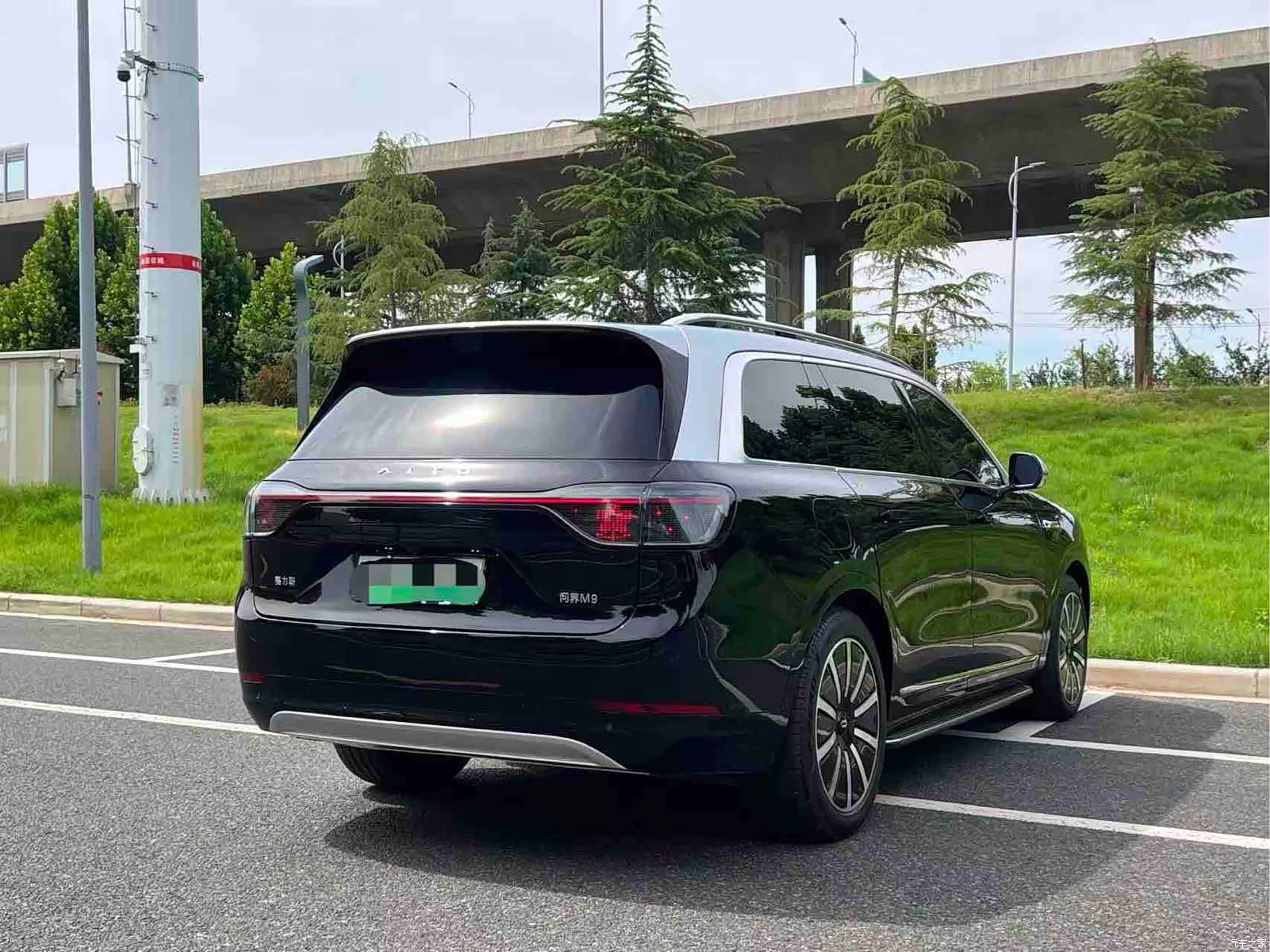 AITO M9, 2025 7