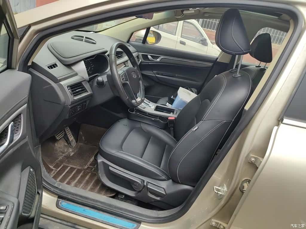 Geely Emgrand, 2017 8
