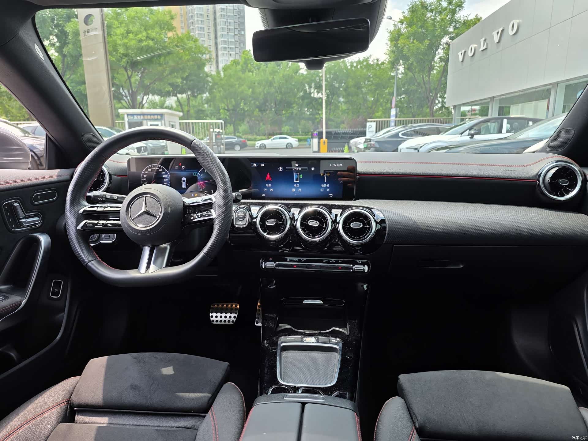 Mercedes-Benz CLA, 2025 15