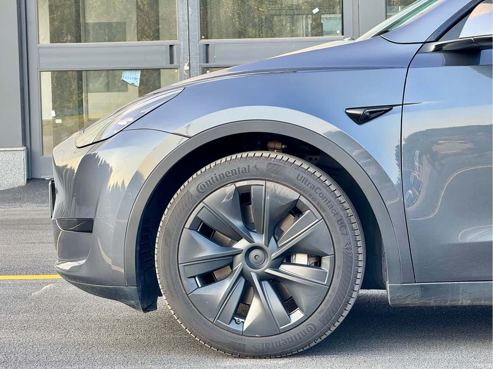 Tesla Model Y, 2023 все фото