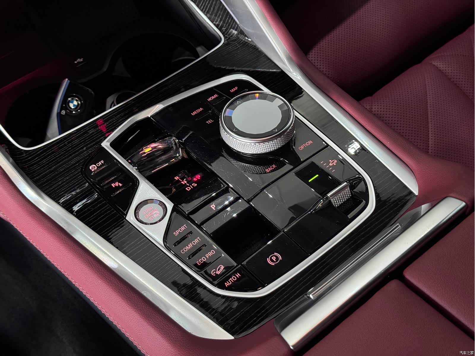 BMW X6, 2025 26