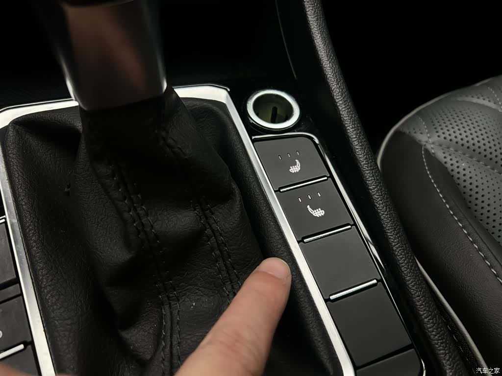 Volkswagen Sagitar, 2022 20