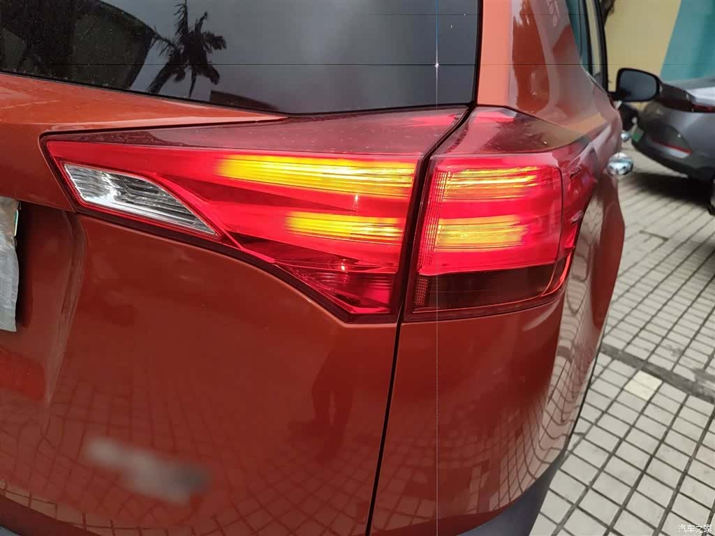 Toyota RAV4, 2014 25