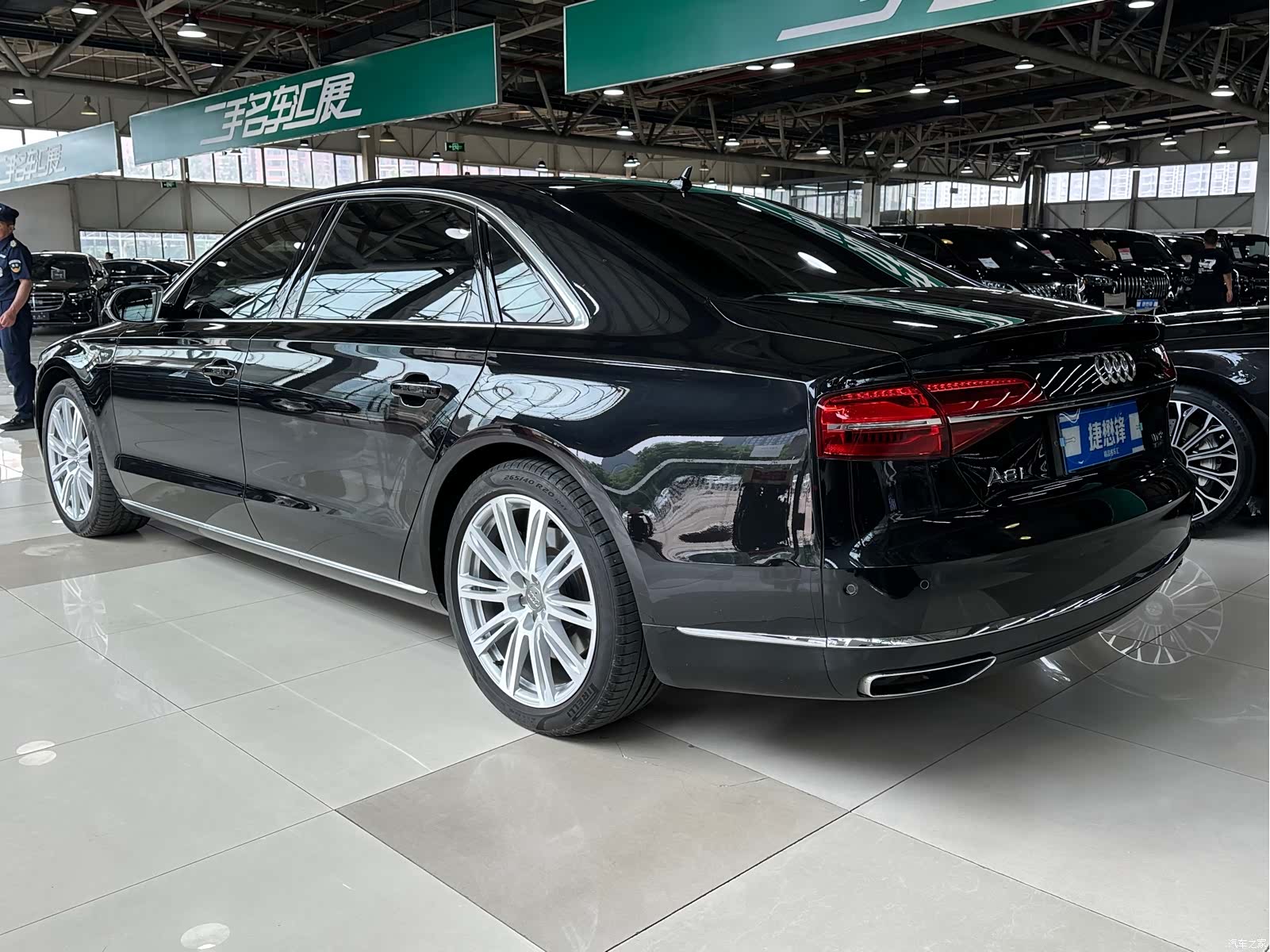 Audi A8L, 2015 6