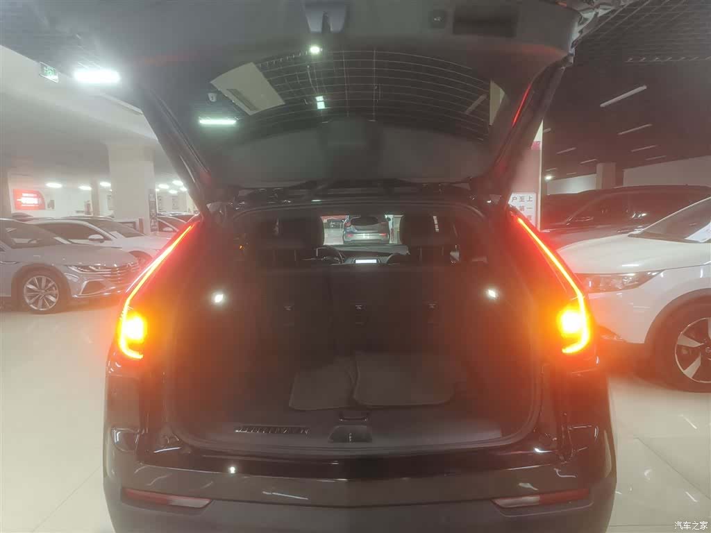 Cadillac XT4, 2020 18