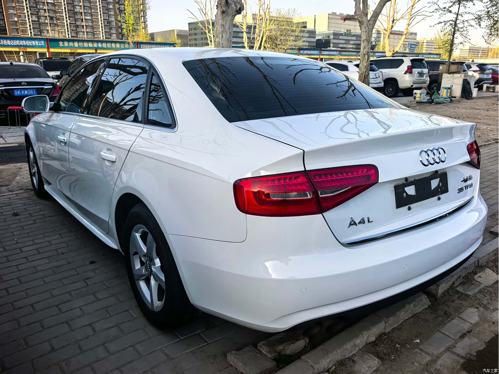 Audi A4L, 2014 11