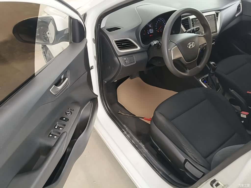 Hyundai GLS, 2018 16
