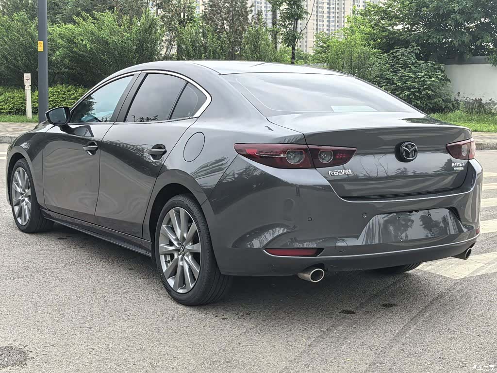 Mazda Mazda3, 2024 11