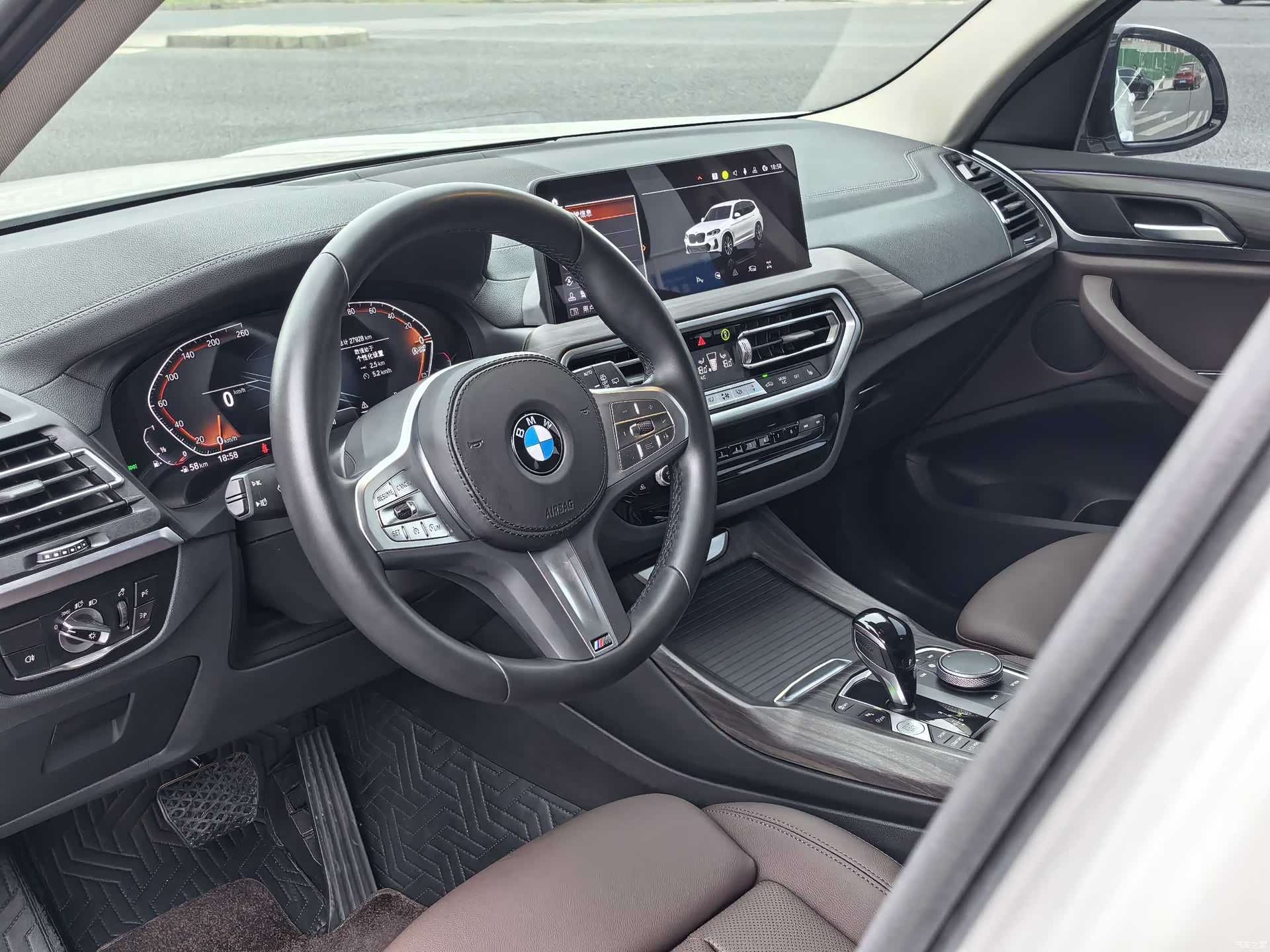 BMW X3, 2024 11
