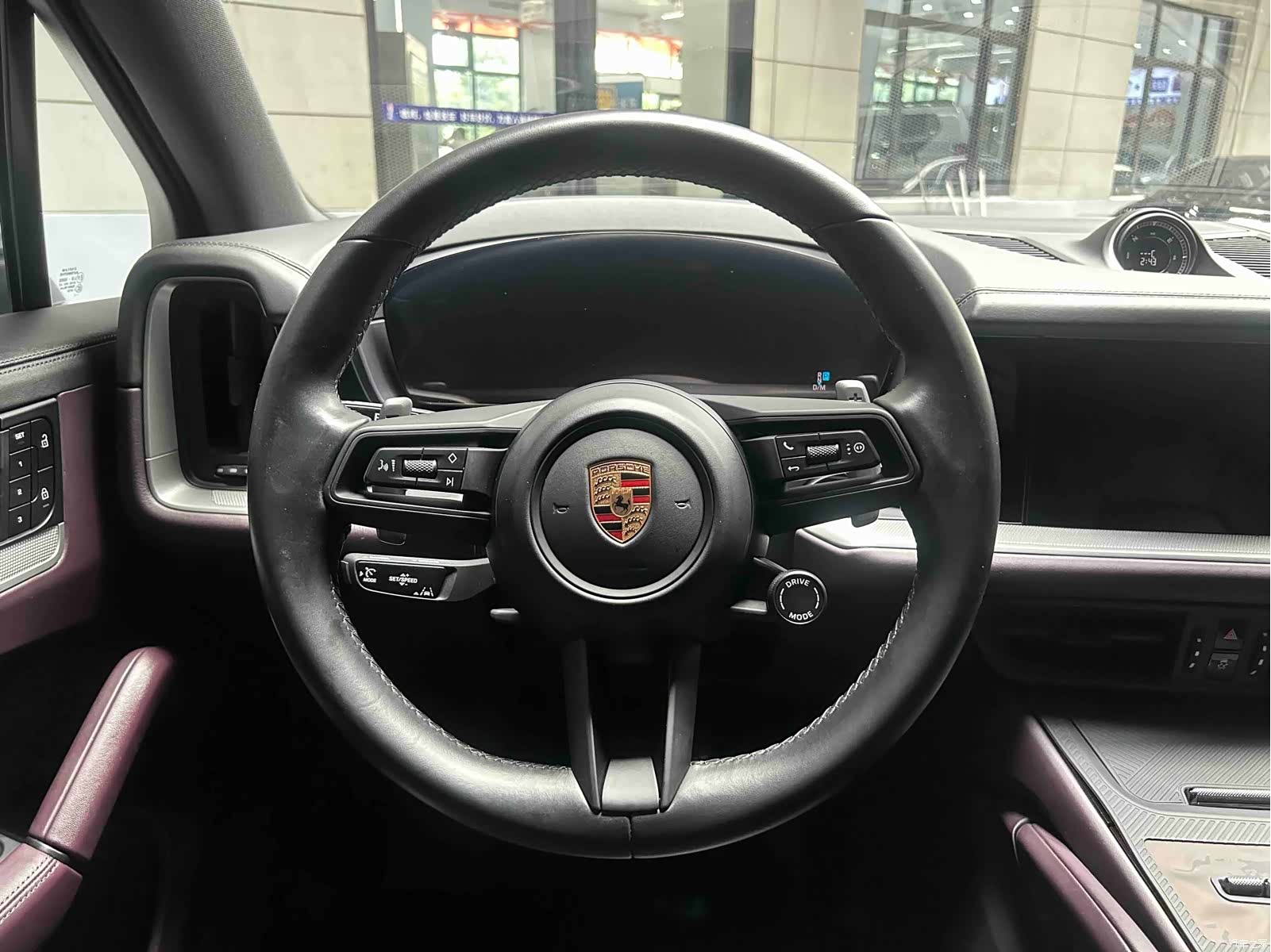 Porsche Cayenne, 2024 10