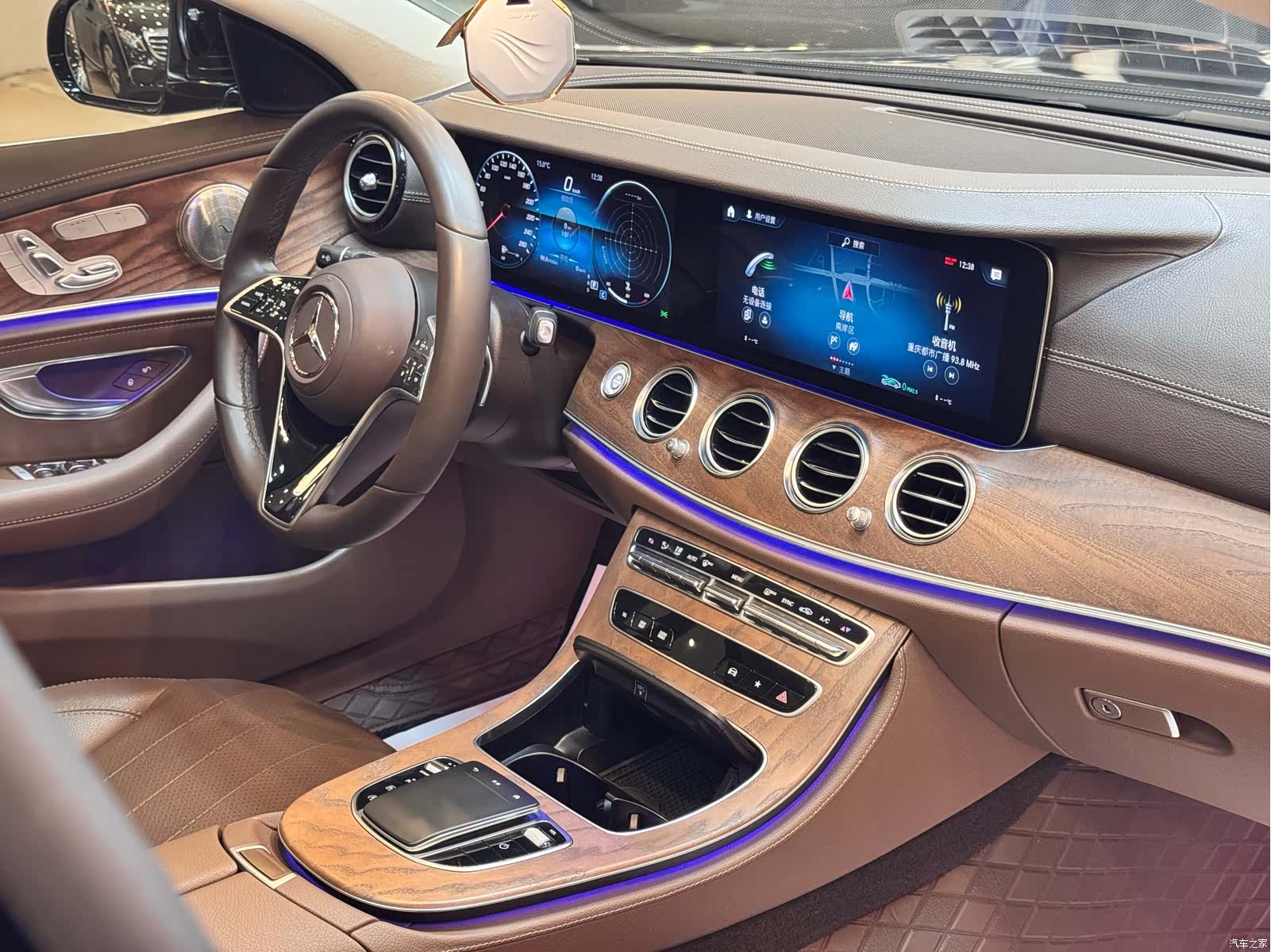 Mercedes-Benz E-Class, 2023 10