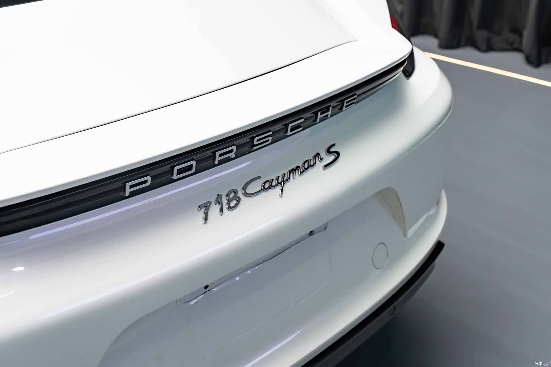 Cayman718 Cayman, 2017 6