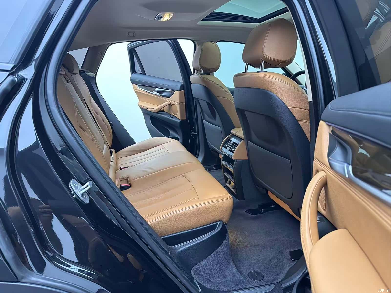 BMW X6, 2017 10