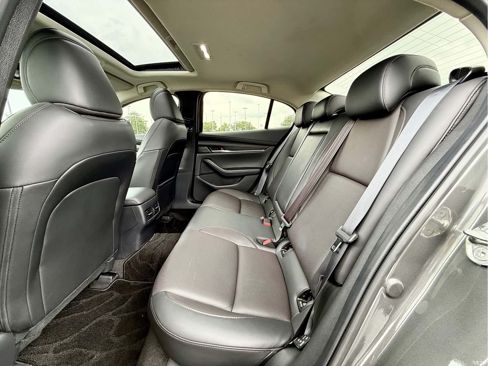 Mazda Mazda3, 2022 9