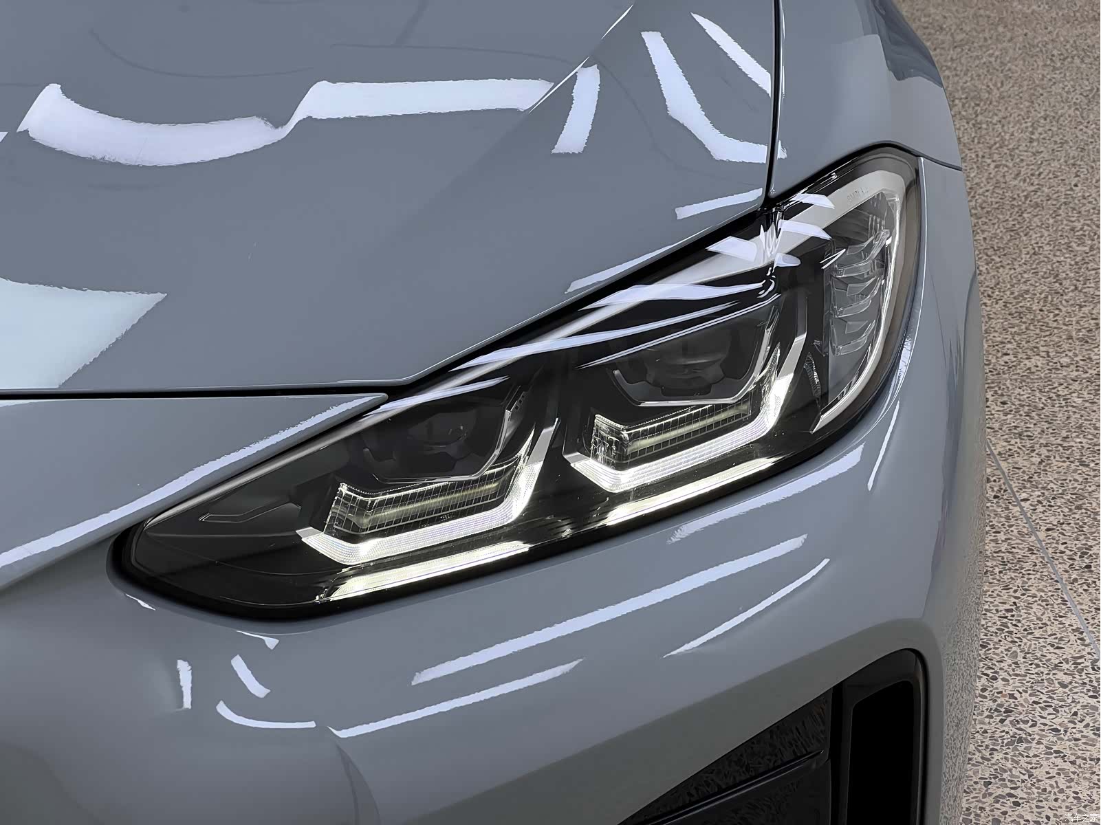 BMW i4, 2024 8