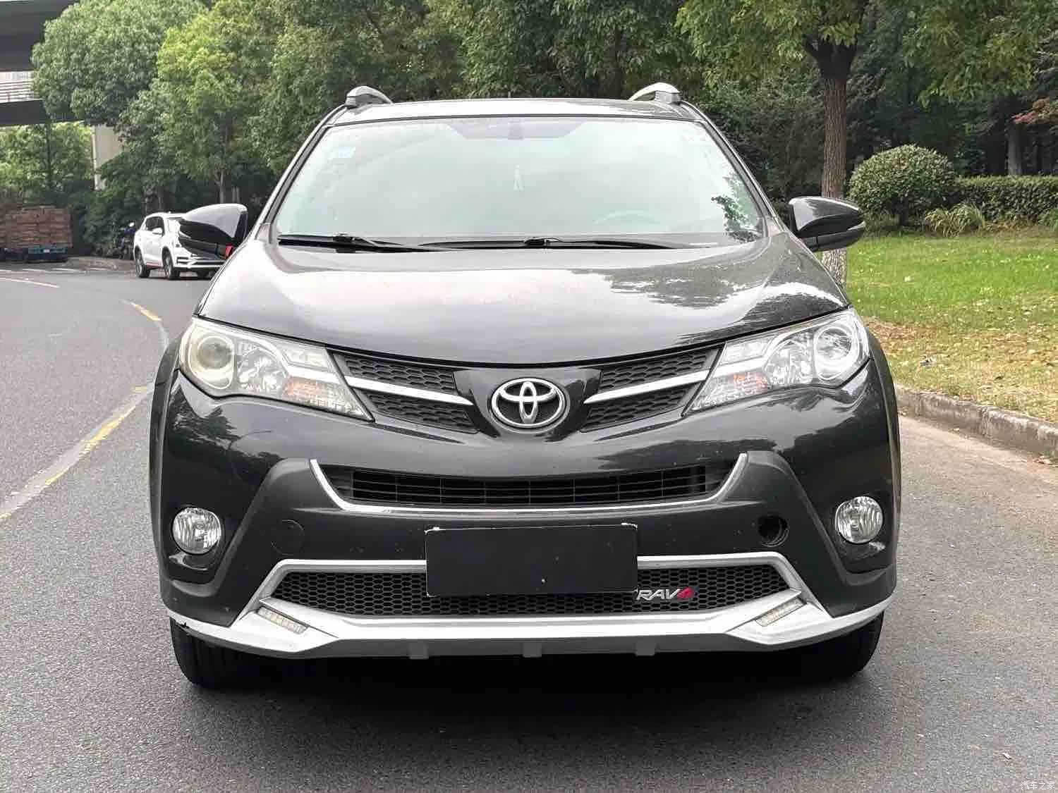 Toyota RAV4, 2014 10