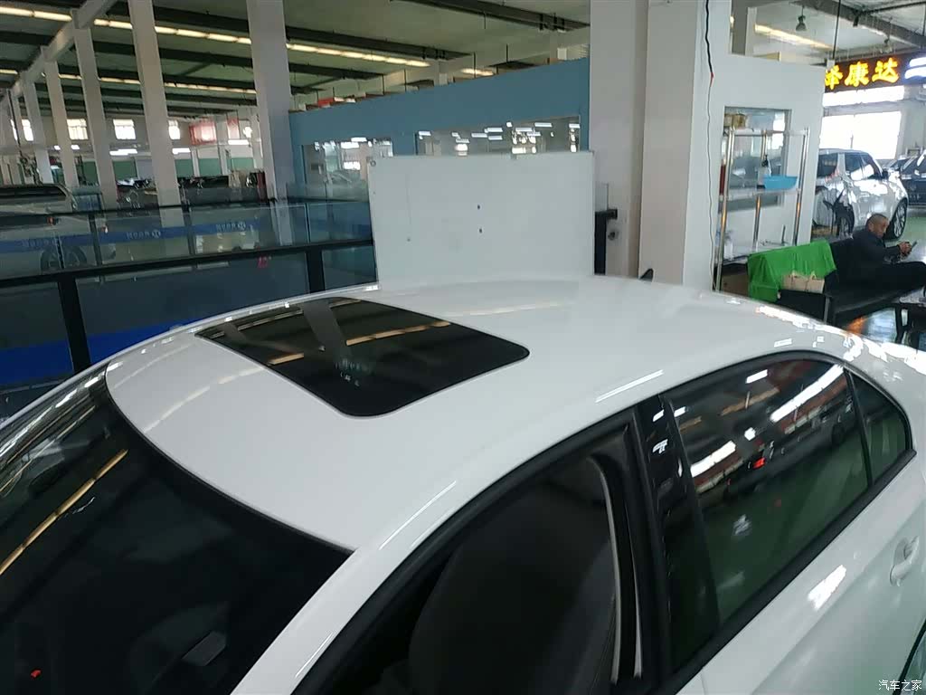 Skoda Rapid, 2016 27