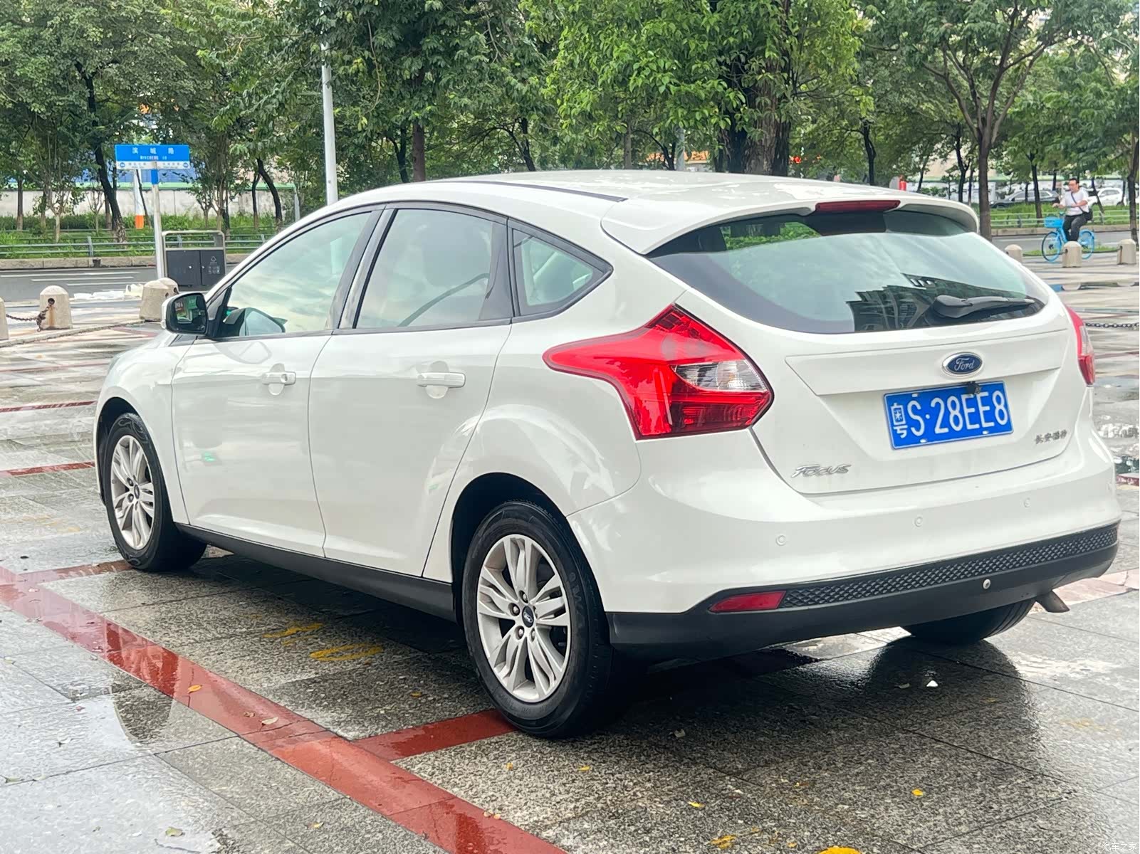 Ford Focus, 2014 6