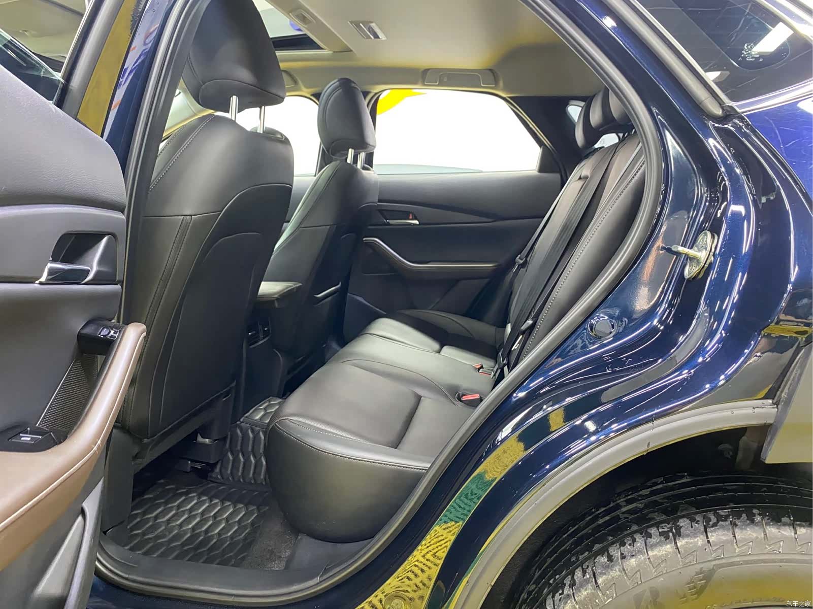Mazda CX-30, 2022 8