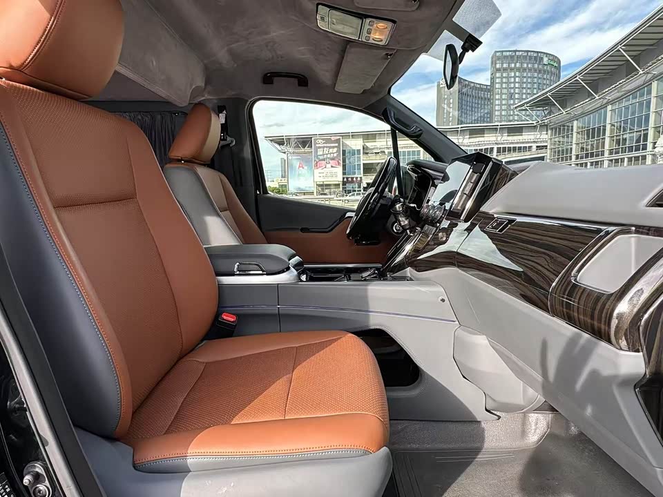 Toyota HIACE Toyota HIACE