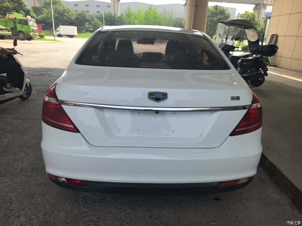 Geely Emgrand, 2016 6