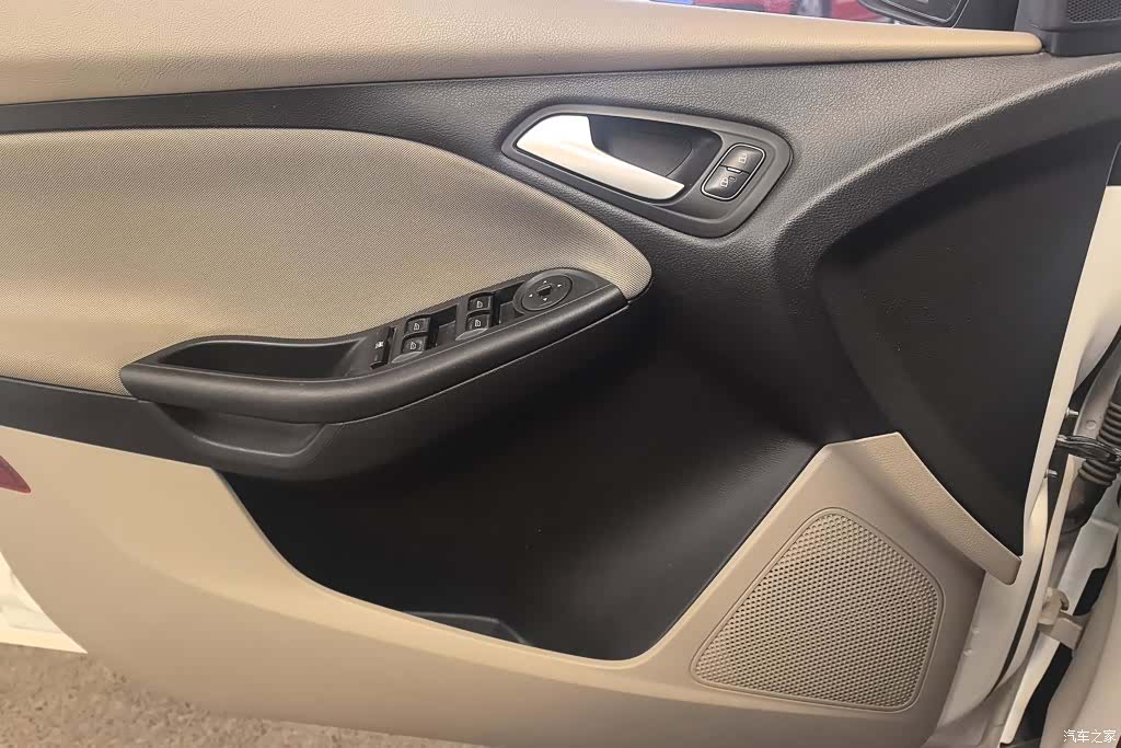 Ford Focus, 2017 7