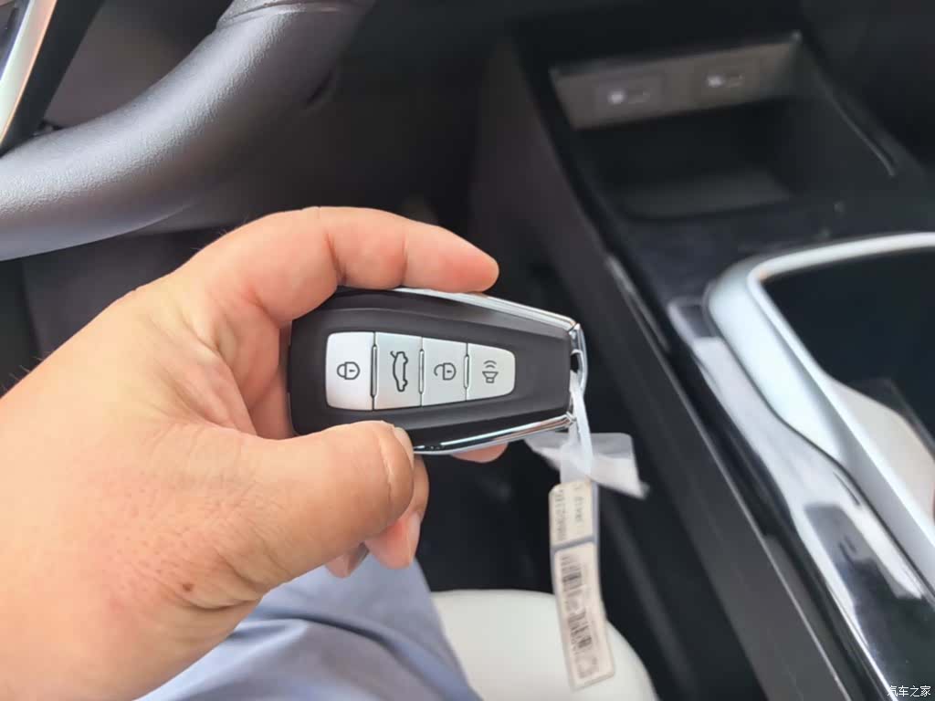 Geely E, 2023 9