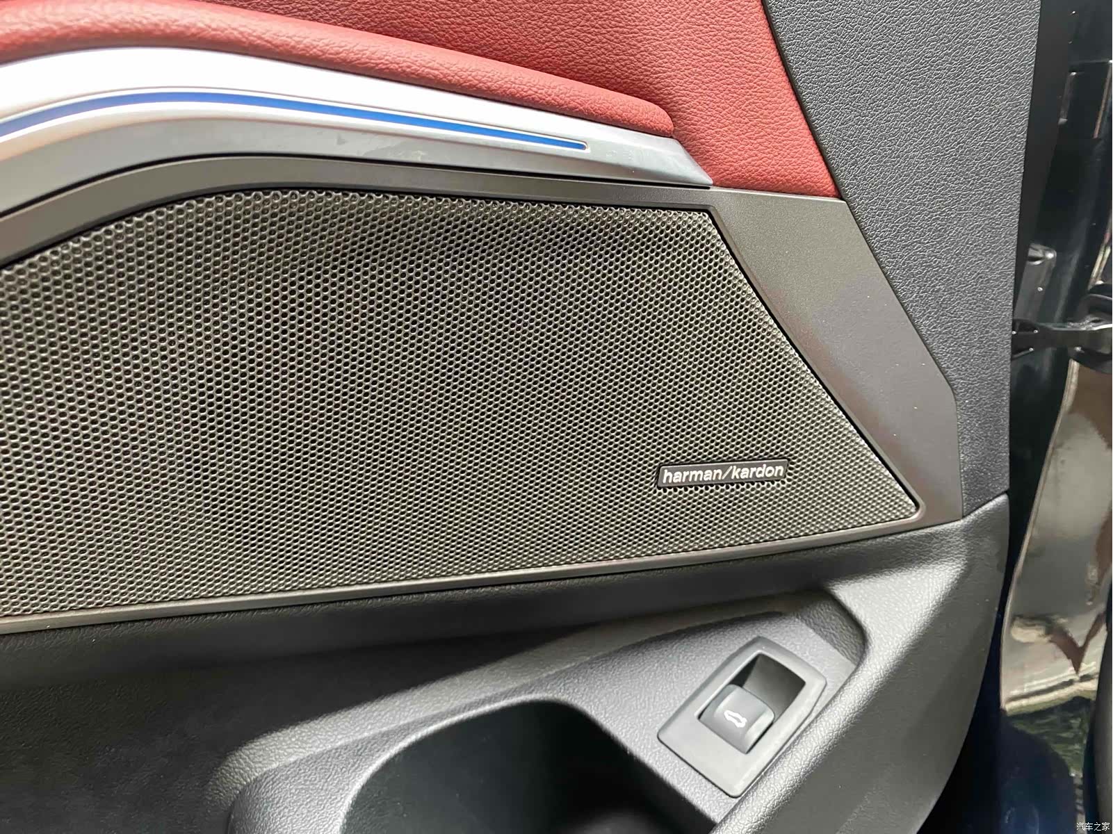 BMW 3 Series, 2023 12