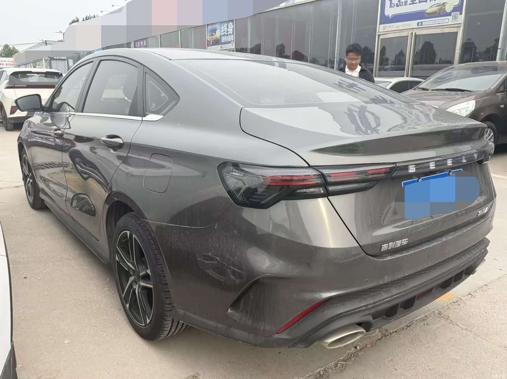 Geely Binray, 2022 10