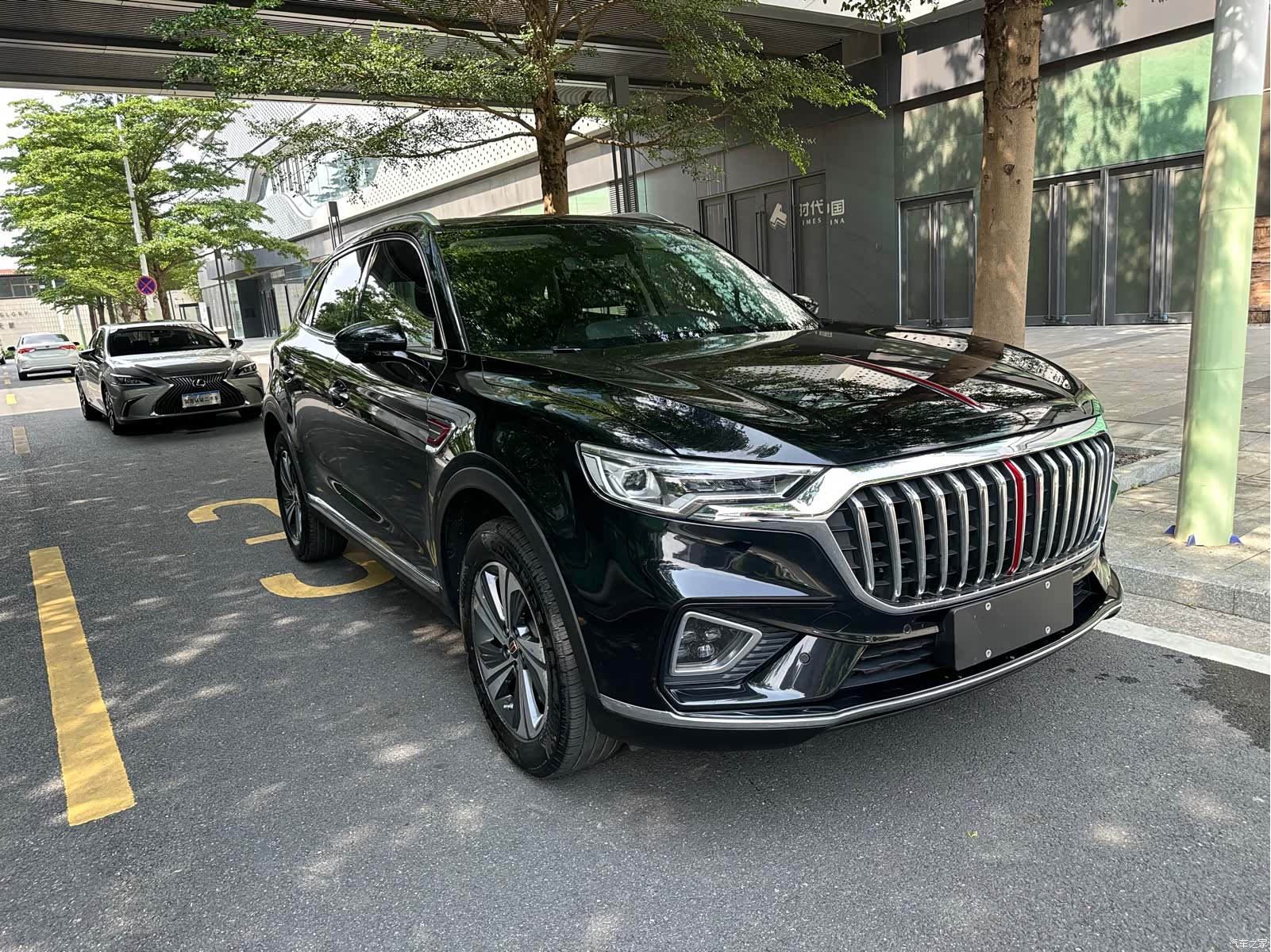 Hongqi HS5, 2020 3