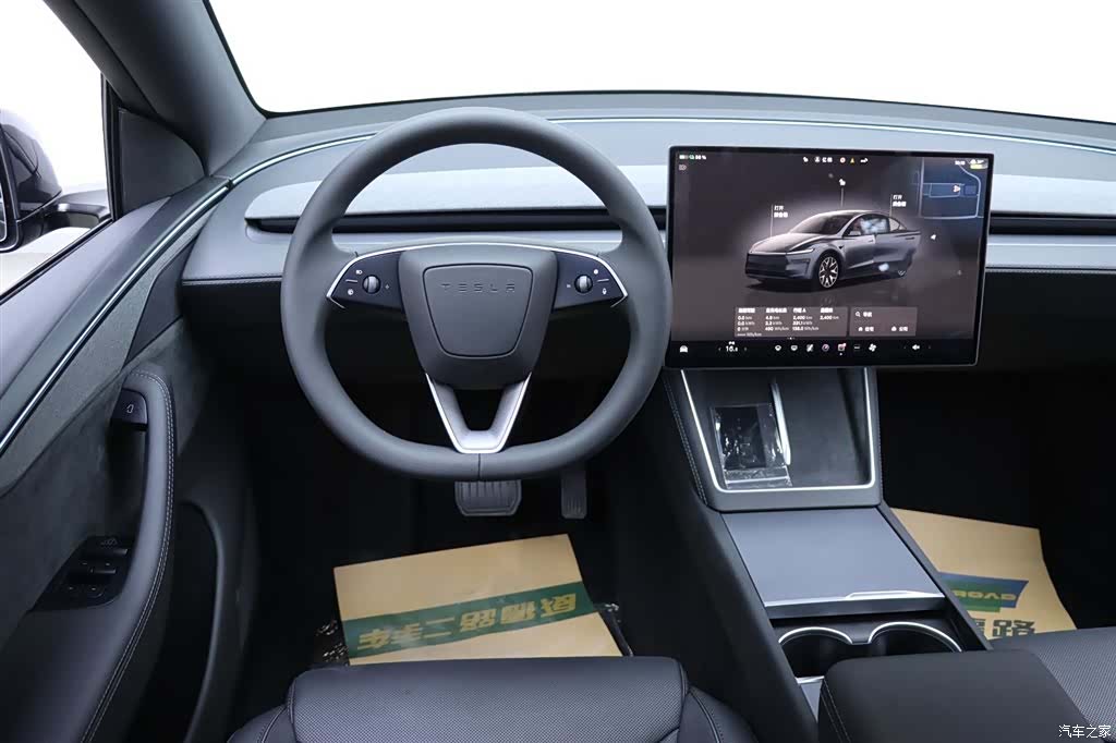 Tesla Model Y, 2026 24